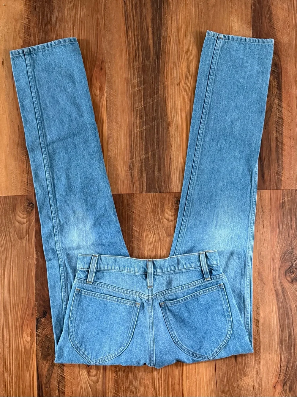 Frame True Straight Jeans - Picture 3 of 6